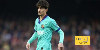 نجم برشلونة السابق ينتقل إلى الخلود