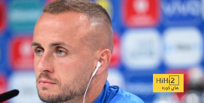 لاعب سلوفاكيا يغازل برشلونة