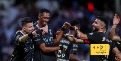 الهلال يفاضل بين نجم برشلونة وجناح برايتون