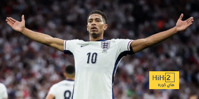 خط وسط إنجلترا أمام إسبانيا في اليورو
