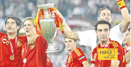 صورة : ابطال يورو 2008 في المدرجات لمساندة إسبانيا !