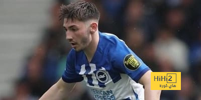 نابولي يفاوض برايتون لضم بيلي جيلمور