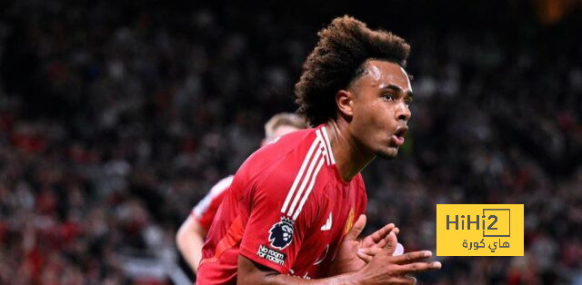 تين هاغ يعلق على هدف زيركزي الأول مع مانشستر يونايتد