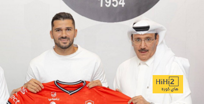 الرائد يتعاقد مع نجم جزائري مميز