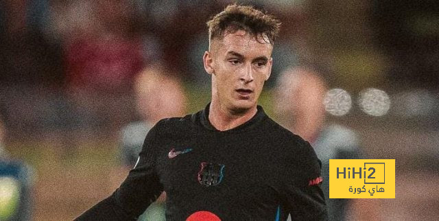 لاعب برشلونة ينافس فيتور روكي على هذه الجائزة