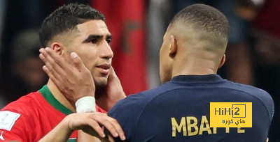 صورة.. حكيمي يقضي عطلته مع مبابي في مدريد