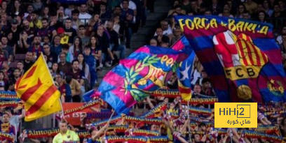 روابط مشجعي برشلونة تحتج على بوابات المونتجويك قبل مباراة لاس بالماس