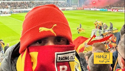 نجم مدريدي سابق ظهر متخفيًا لحضور مباراة لسان جيرمان..!