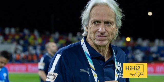 يجب أن نشكر خيسوس لأنه يدافع عن هذا اللاعب!