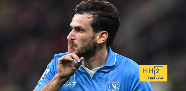 بديل كفاراتسخيليا.. نجم مانشستر يونايتد على رادار نابولي