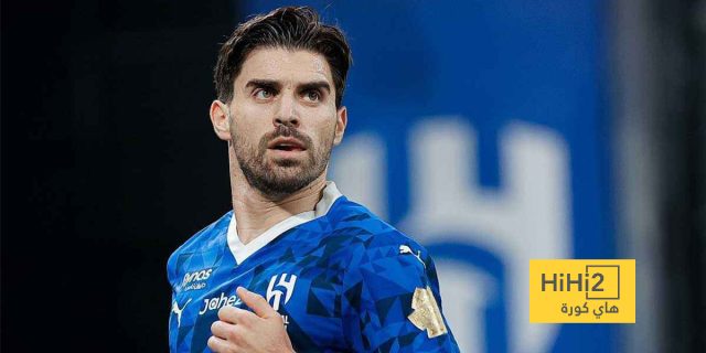 نيفيز يقلب الموازين للهلال