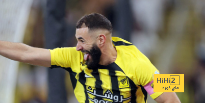 أحوال بنزيما عندما يلعب مباريات الكلاسيكو