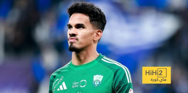 مدرب الأهلي يشيد بـ جالينو