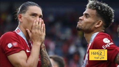 سلوت يخطط لتجديد دماء الخط الأمامي برحيل هذا الثنائي من ليفربول..؟!