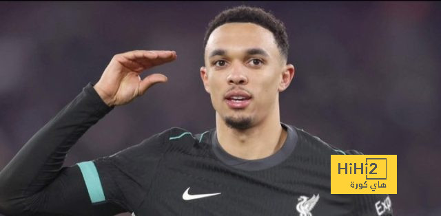 جمهور ليفربول يستغل ديربي الميرسيسايد لتخيير الكسندر ارنولد.. صورة