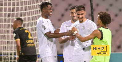 الوحدة يعاني كثيرا كلما واجه الشباب