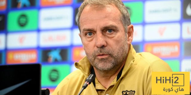 نائب رئيس برشلونة يشيد بفليك