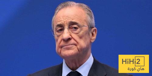 فيديو.. فيغو يوقف بيريز ويسأله عن أنشيلوتي