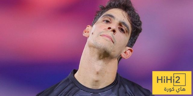 هل يعيش بونو كابوسًا مع الهلال؟