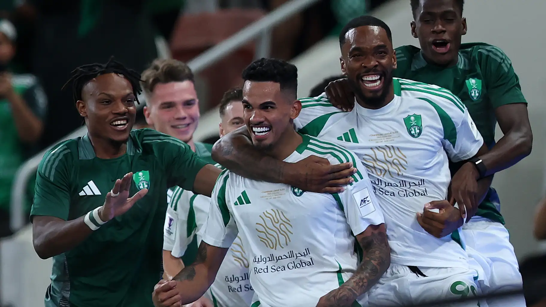 الأهلي بطلًا للسوبر السعودي ويصدم النصر
