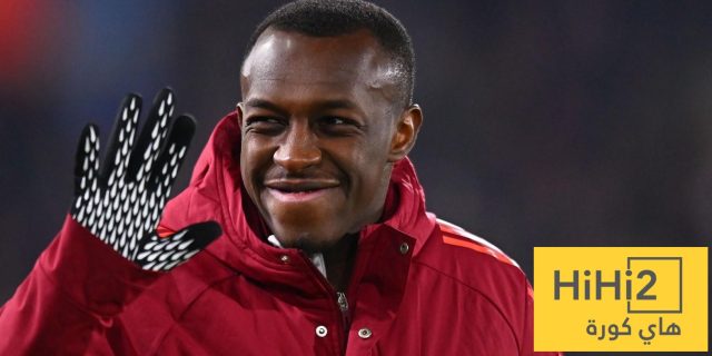 موقف الهلال من ضم سعود عبدالحميد في الصيف