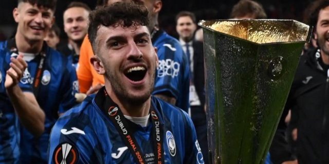 أتلتيكو يتفوق في سباق ضم ظهير أتالانتا