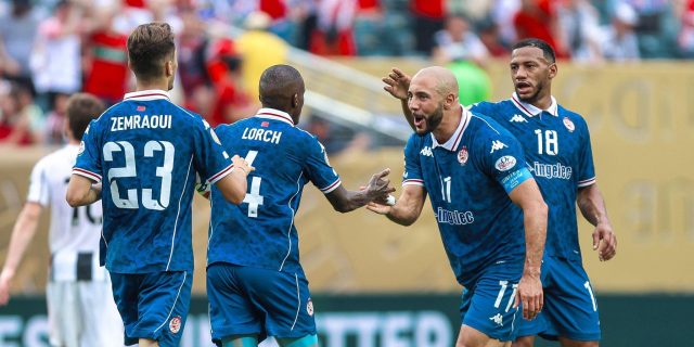 التعادل يحسم الشوط الأول من مباراة العين والوداد
