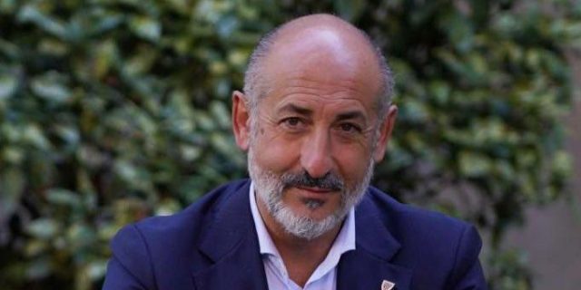 رئيس بلباو السابق يهاجم برشلونة بسبب نيكو ويليامز