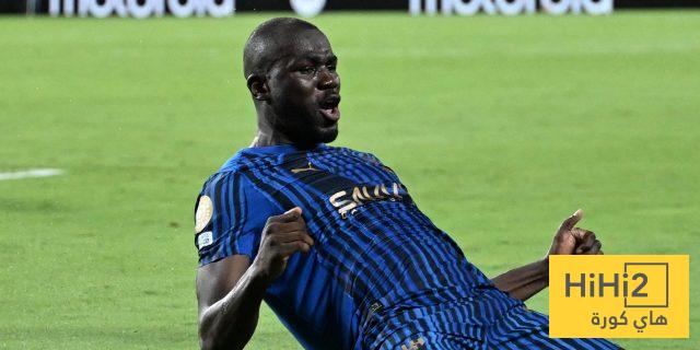 بعد 6 محاولات فاشلة.. مدافع الهلال يثأر من إيدرسون
