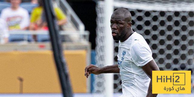 كوليبالي يفتح النار على حكم مباراة الهلال و فلومينينسي