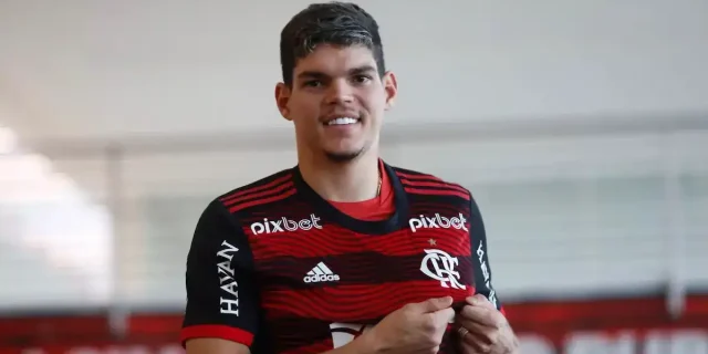 آيرتون لوكاس