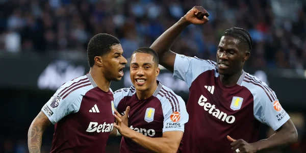 لاعب الدوري الإنجليزي يثير اهتمام الاتحاد