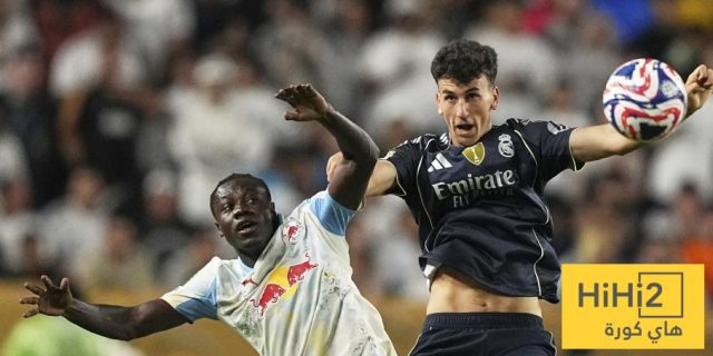 فابريغاس يصطاد مواهب لا فابريكا