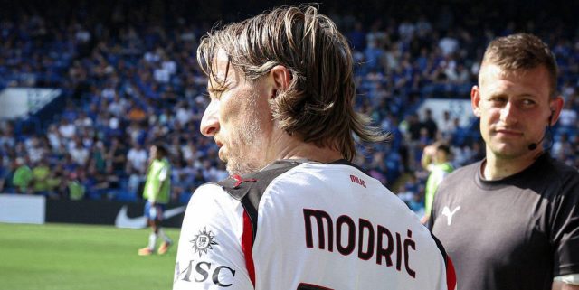 مودريتش يتلقى خبرين سيئين في الظهور الأول مع ميلان