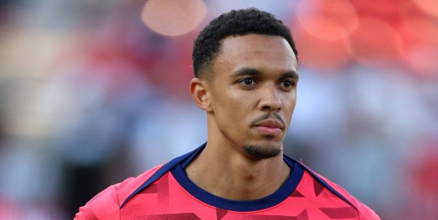 أرنولد خارج قائمة منتخب إنجلترا لتصفليات كأس العالم