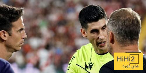 صوره : حكم لقاء برشلونة هو اللاعب الإضافي مع الفريق …! هل هذا منطق …؟!