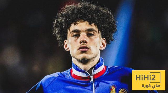 ماغني أكليوش يحطم رقمًا قياسيًا مع منتخب فرنسا
