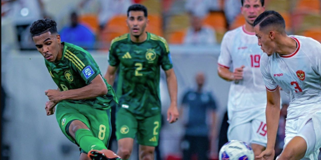 حكم إيطالي لإدارة مباراة المنتخب السعودي وأوروغواي في المونديال
