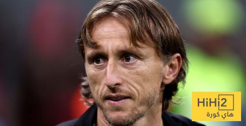 خيمينيز يكشف عن هدايا مودريتش للاعبي ميلان