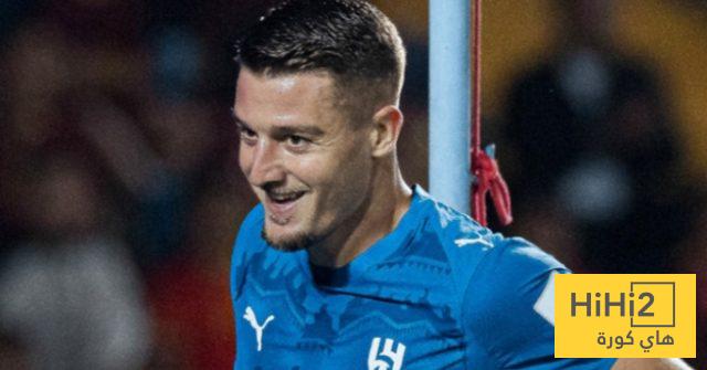 لماذا جدد سافيتش عقده مع الهلال ؟