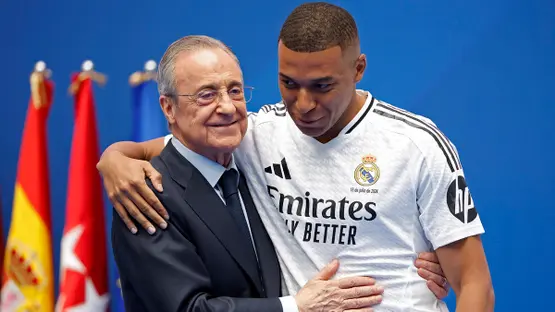 بيريز يوجه رسالة قوية لمبابي في حفل الحذاء الذهبي