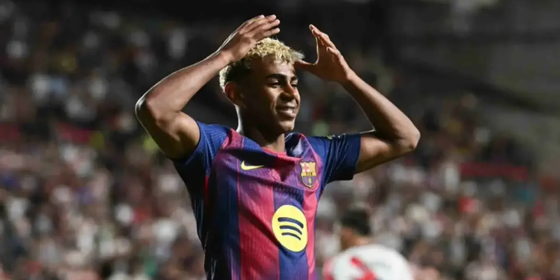 لامين يامال يوقف احتفاله المميز بعد انفصاله عن نيكي نيكول