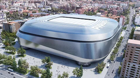 ملعب ريال مدريد يحطم الأرقام القياسية في عدد الزوار والعوائد المالية …! مصدر كبير للأموال