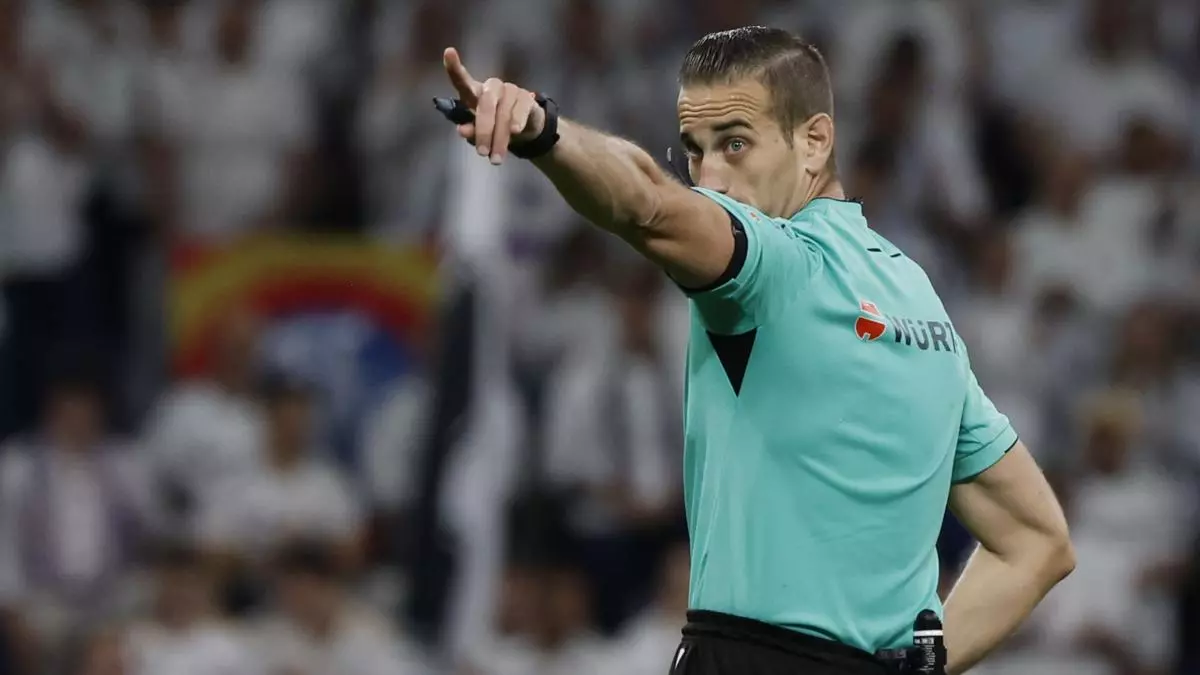 سجل مميز لبرشلونة مع حكم مباراته أمام سيلتا فيغو