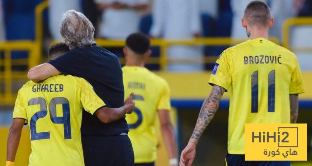 خيسوس يُكافئ لاعبي النصر بعد الفوز على نيوم