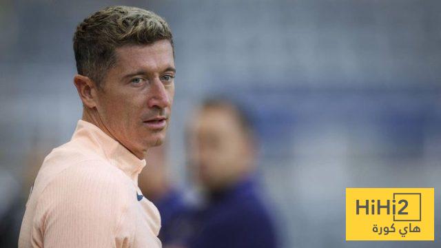 جمهور برشلونة يحسمها ويختار خليفة ليفاندوفسكي