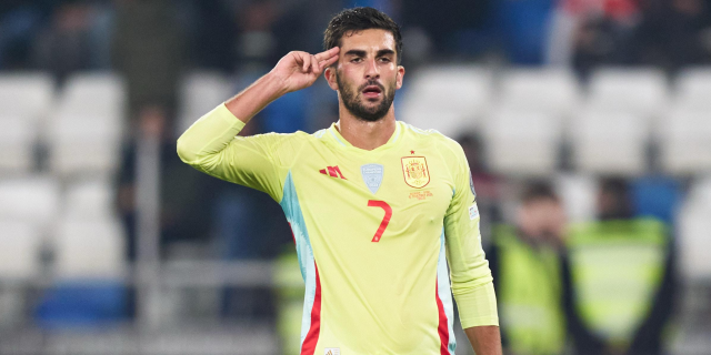 اسبانيا تضرب جورجيا بثلاثية في الشوط الاول