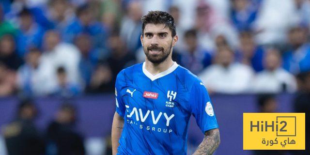 موقف نيفيز من تجديد عقده مع الهلال