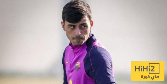 برشلونة يصل ملعبه قبل مواجهة ألافيس