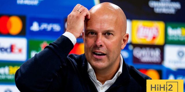 كيف علق سلوت على انهيار علاقته مع محمد صلاح؟